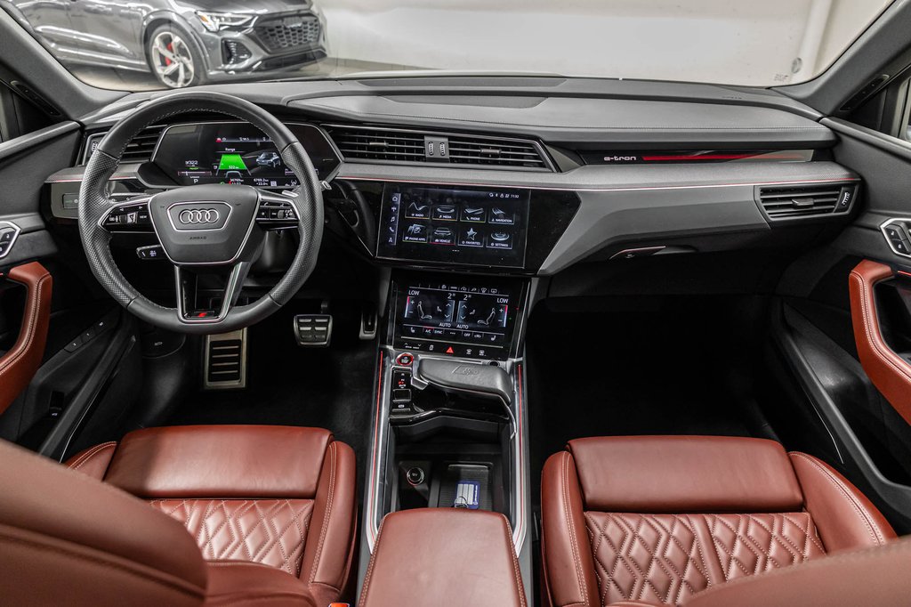 Audi SQ8 e-tron BLACK OPTIC TECH PKG PREMIUM PKG 22 PCS 2024 à Laval, Québec - 34 - w1024h768px