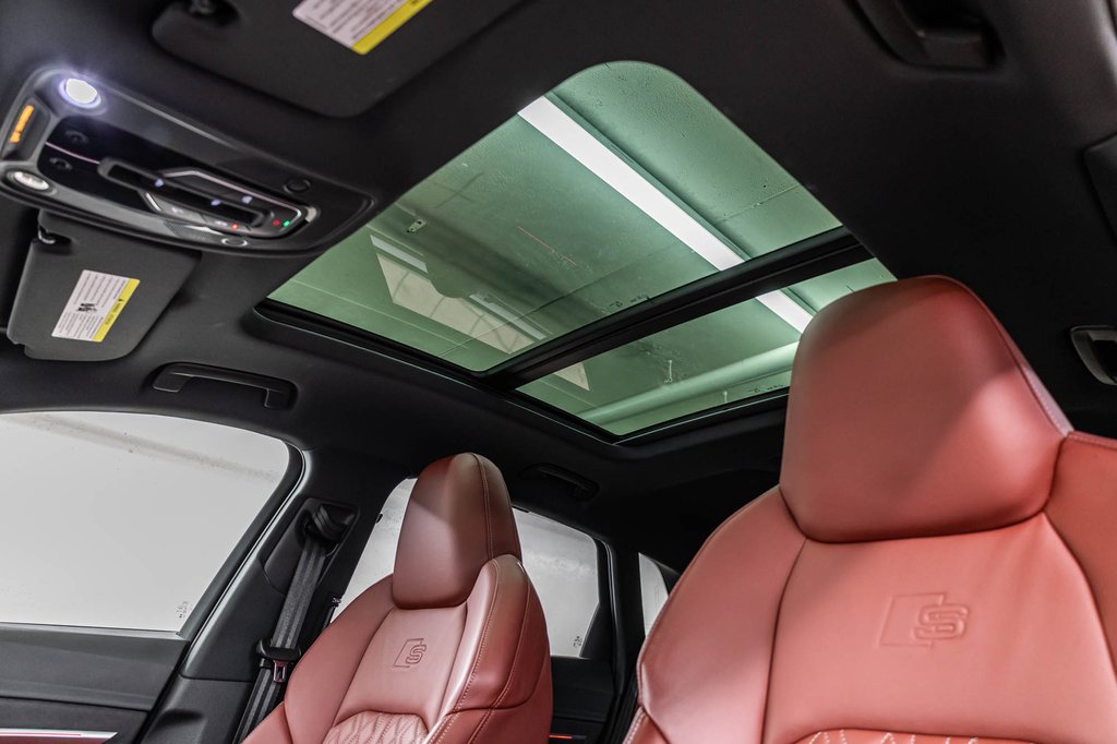 Audi SQ8 e-tron BLACK OPTIC TECH PKG PREMIUM PKG 22 PCS 2024 à Laval, Québec - 30 - w1024h768px