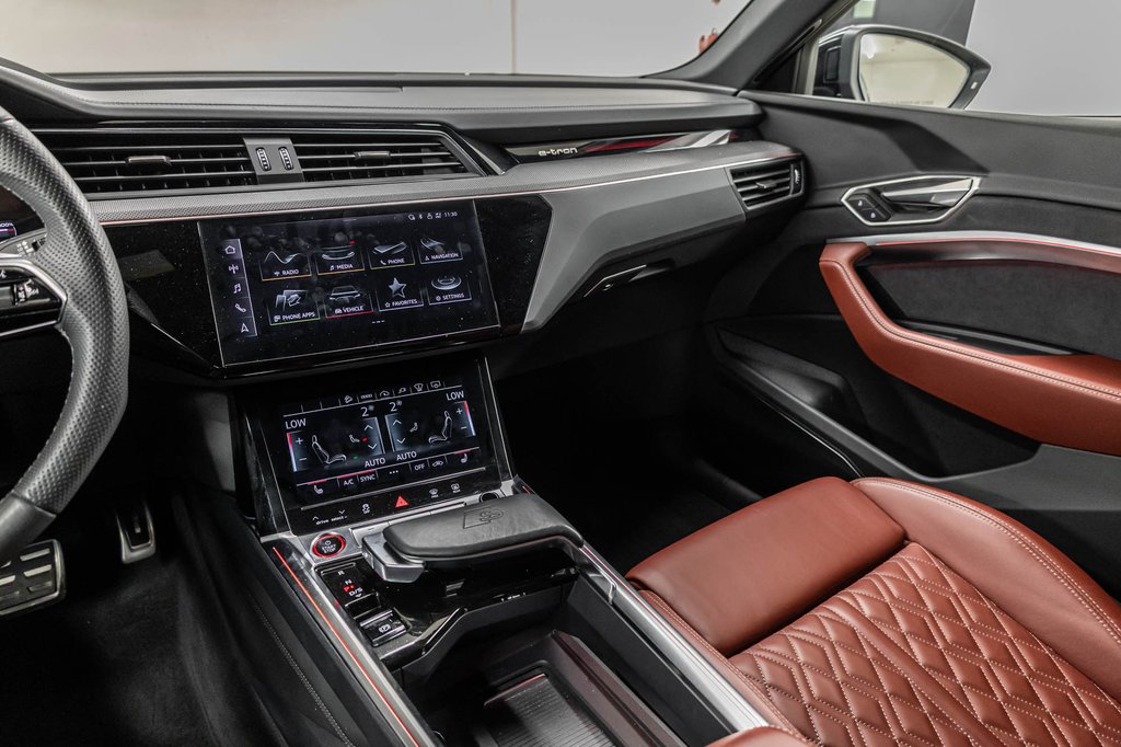 Audi SQ8 e-tron BLACK OPTIC TECH PKG PREMIUM PKG 22 PCS 2024 à Laval, Québec - 21 - w1024h768px