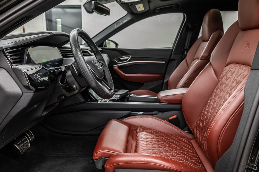 Audi SQ8 e-tron BLACK OPTIC TECH PKG PREMIUM PKG 22 PCS 2024 à Laval, Québec - 14 - w1024h768px