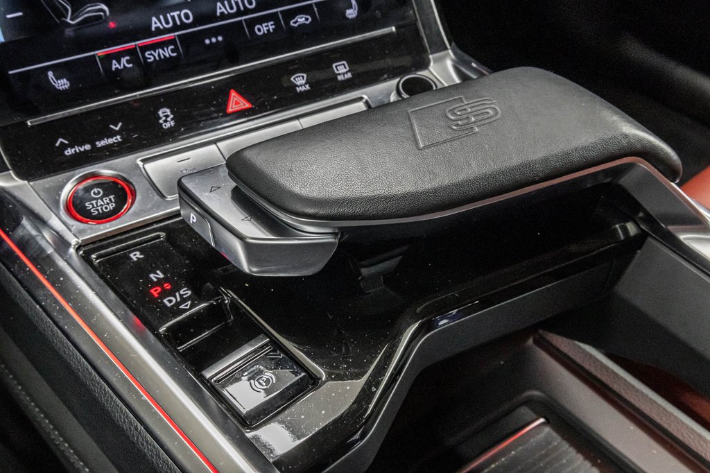 Audi SQ8 e-tron BLACK OPTIC TECH PKG PREMIUM PKG 22 PCS 2024 à Laval, Québec - 26 - w1024h768px