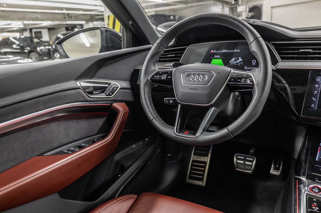 Audi SQ8 e-tron BLACK OPTIC TECH PKG PREMIUM PKG 22 PCS 2024 à Laval, Québec - 35 - w1024h768px