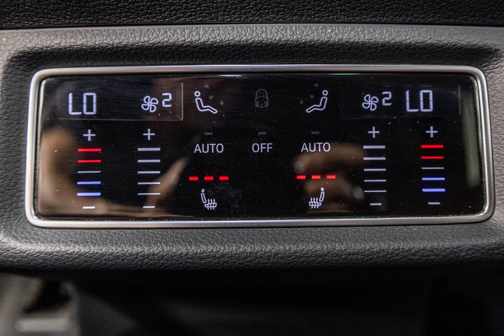 Audi SQ8 e-tron BLACK OPTIC TECH PKG PREMIUM PKG 22 PCS 2024 à Laval, Québec - 33 - w1024h768px