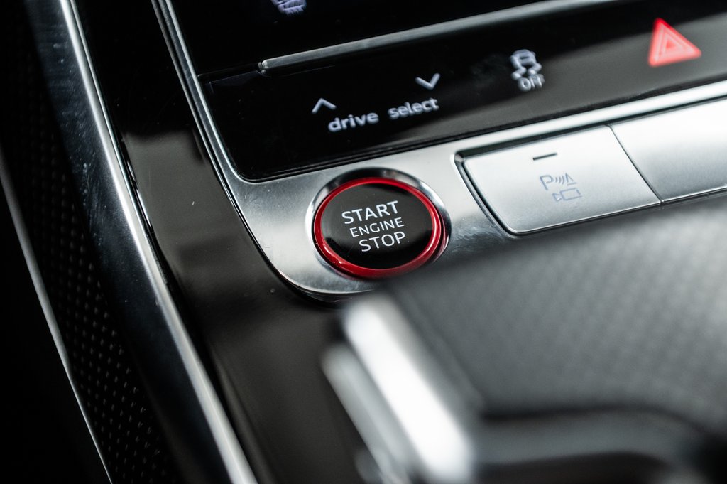 Audi SQ8 BLACK OPTIC CARBON OPTIC PKG 22 PCS 2022 à Laval, Québec - 26 - w1024h768px