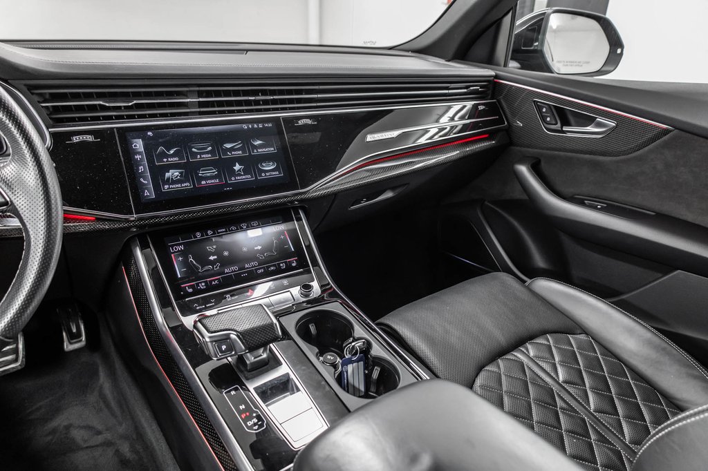 Audi SQ8 BLACK OPTIC CARBON OPTIC PKG 2022 à Laval, Québec - 23 - w1024h768px
