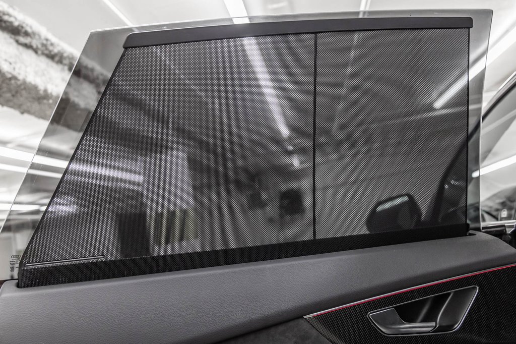 Audi SQ8 BLACK OPTIC CARBON OPTIC PKG 2022 à Laval, Québec - 34 - w1024h768px