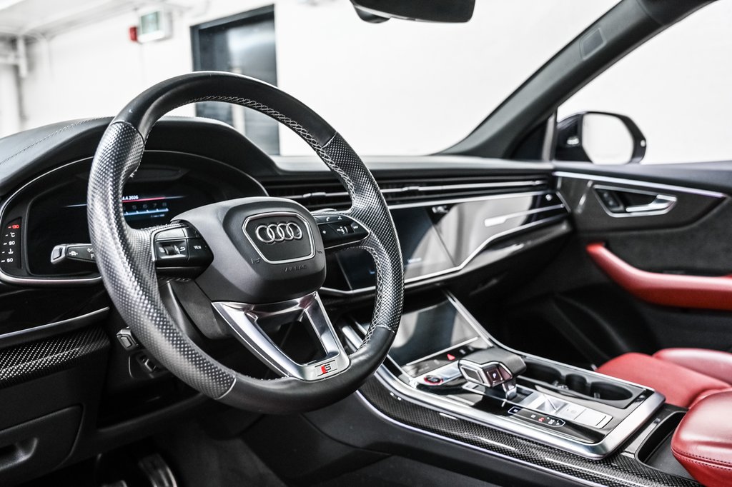 Audi SQ8 BLACK OPTIC RED CALIPER 22 PCS 2022 à Laval, Québec - 11 - w1024h768px