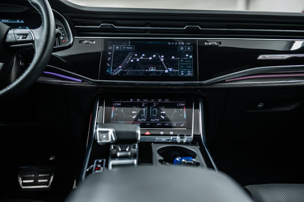 2022 Audi SQ8 BLACK OPTIC PKG CARBON OPTIC PKG 22 PCS in Laval, Quebec - 30 - w1024h768px