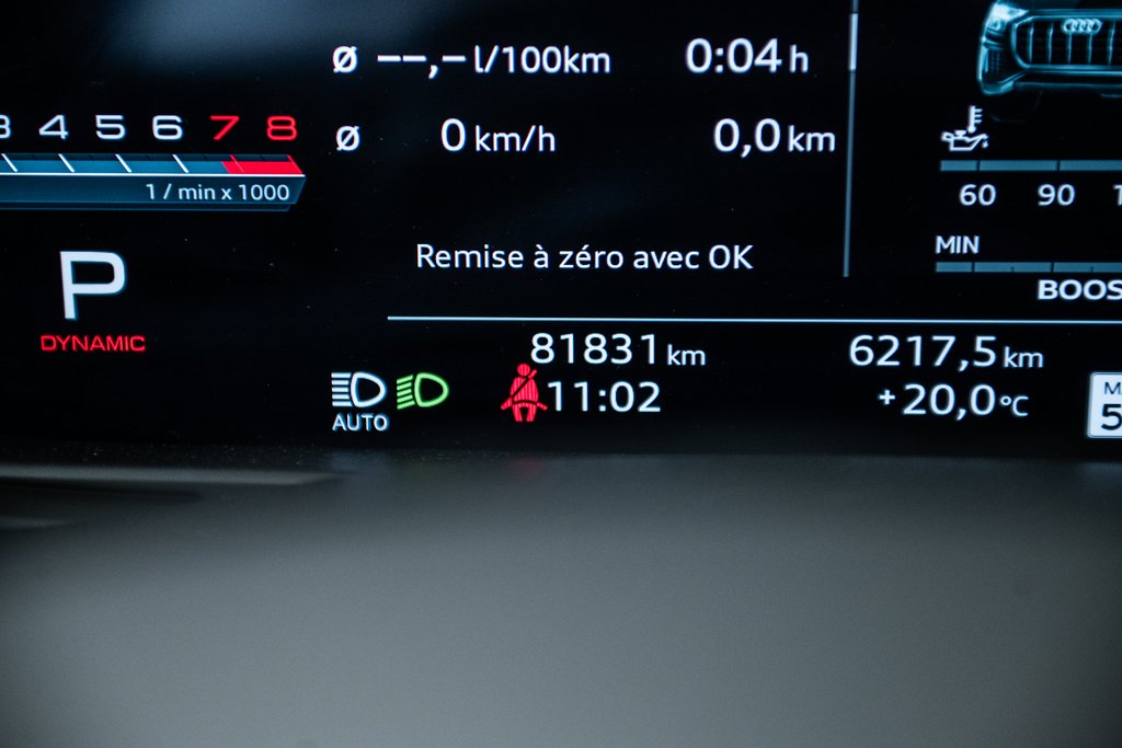 2022 Audi SQ8 BLACK OPTIC PKG CARBON OPTIC PKG 22 PCS in Laval, Quebec - 18 - w1024h768px