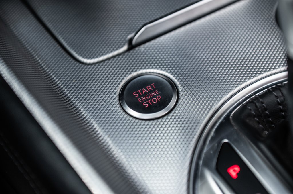 2019 Audi TT Roadster ENSEMBLE CONFORT CONDUCTEUR LED 19 PCS in Laval, Quebec - 25 - w1024h768px