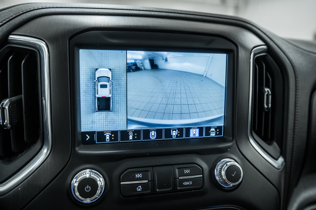 2021 GMC Sierra 1500 AT4 V8 5.3L TOIT CUIR QUAD CAB in Laval, Quebec - 20 - w1024h768px