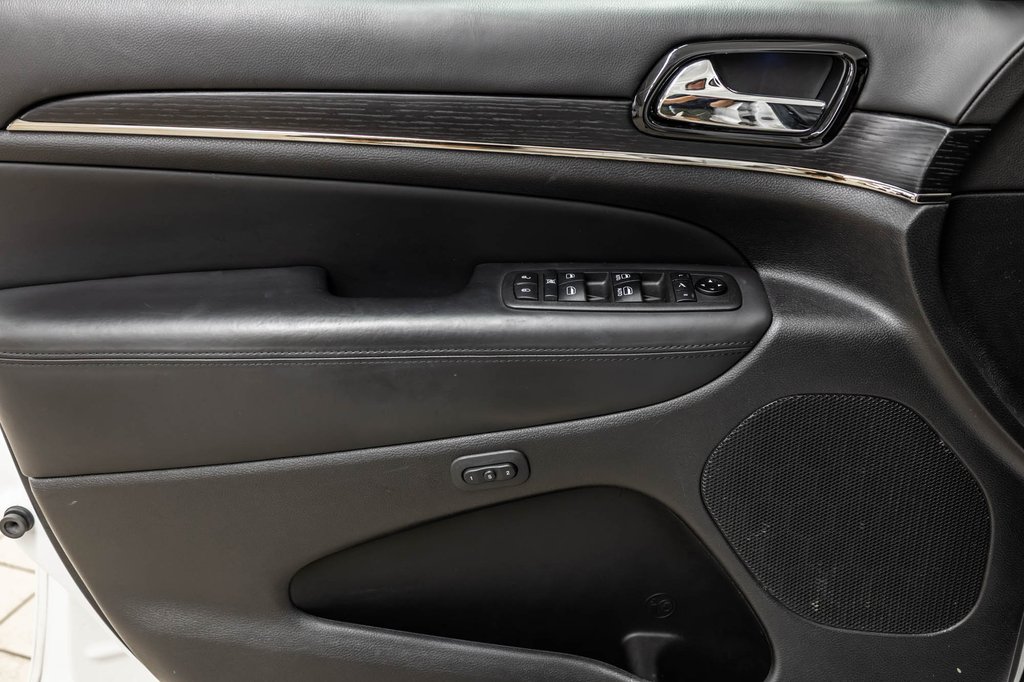 Jeep Grand Cherokee Overland | High Altitude pack | sport hood  20 PCS 2021 à Laval, Québec - 14 - w1024h768px