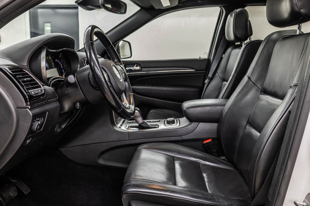 Jeep Grand Cherokee Overland | High Altitude pack | sport hood  20 PCS 2021 à Laval, Québec - 16 - w1024h768px