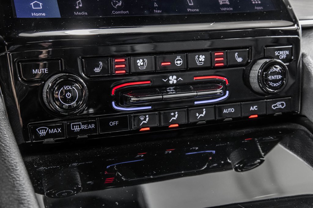 2023 Jeep Grand Cherokee OVERLAND 4X4 in Laval, Quebec - 26 - w1024h768px