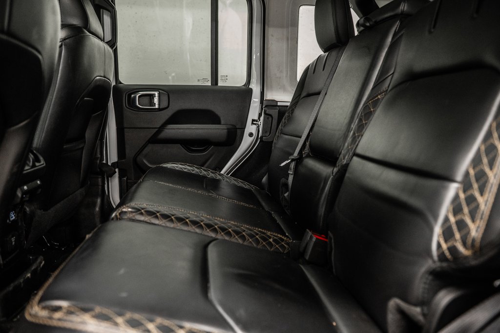 2023 Jeep Wrangler 4xe High Altitude | Ensemble Eclair | 20 pcs | 8 pneus in Laval, Quebec - 30 - w1024h768px