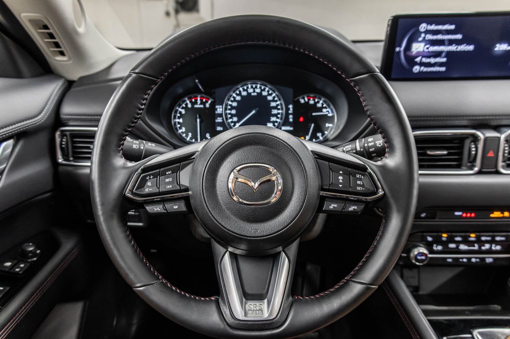 2025 Mazda CX-5 Kuro édition | CUIR ROUGE | TOIT | BLACK PACK in Laval, Quebec - 17 - w1024h768px