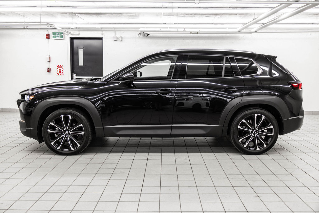 Mazda CX-50 GT AWD TURBO CUIR 2023 à Laval, Québec - 3 - w1024h768px