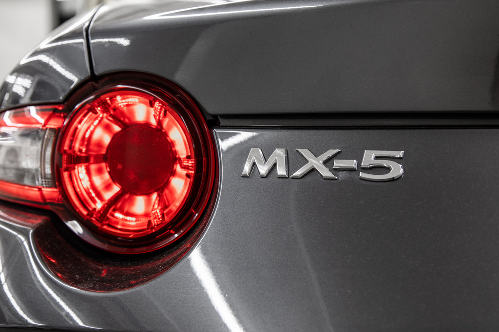 2022 Mazda MX-5 RF GT AUTOMATIQUE CUIR in Laval, Quebec - 9 - w1024h768px