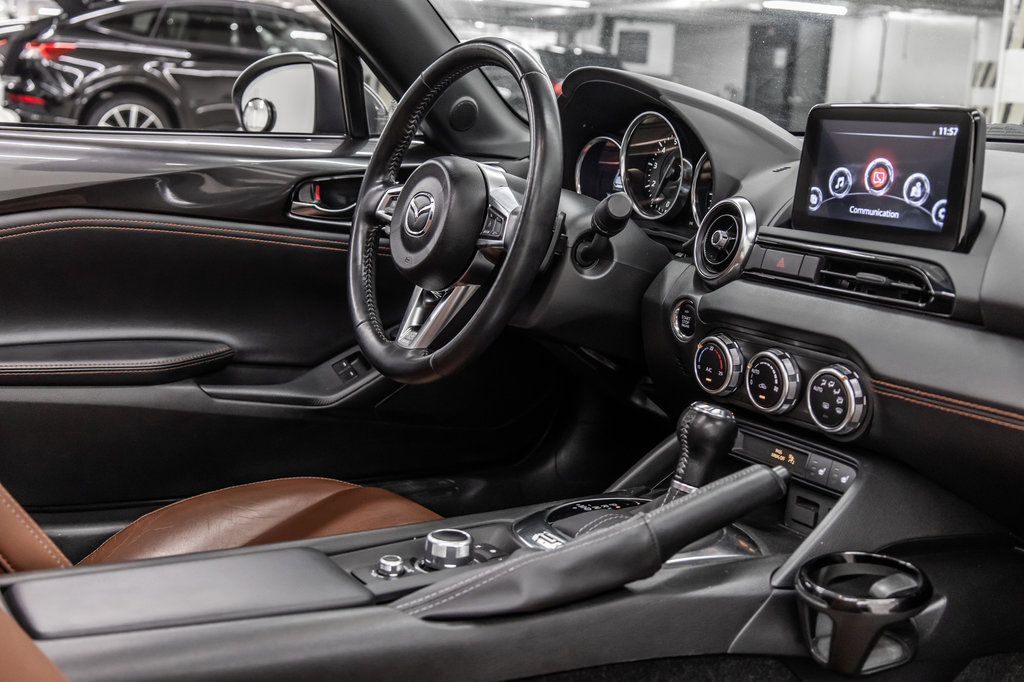 2022 Mazda MX-5 RF GT AUTOMATIQUE CUIR in Laval, Quebec - 31 - w1024h768px