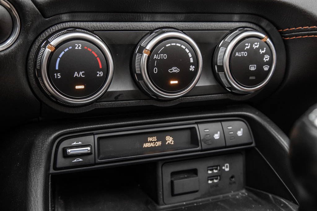 2022 Mazda MX-5 RF GT AUTOMATIQUE CUIR in Laval, Quebec - 23 - w1024h768px