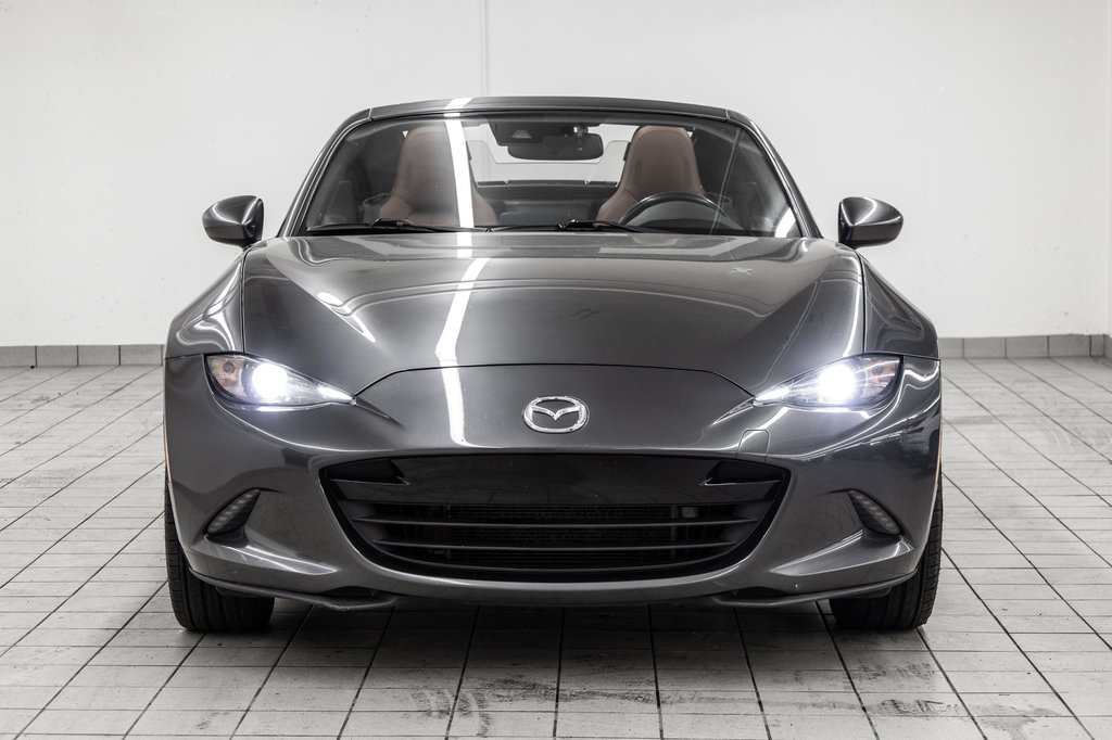 2022 Mazda MX-5 RF GT AUTOMATIQUE CUIR in Laval, Quebec - 2 - w1024h768px