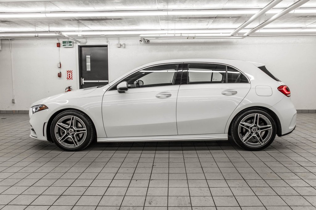 Mercedes-Benz A-Class A 250 4MATIC NAVIGATION 2022 à Laval, Québec - 3 - w1024h768px