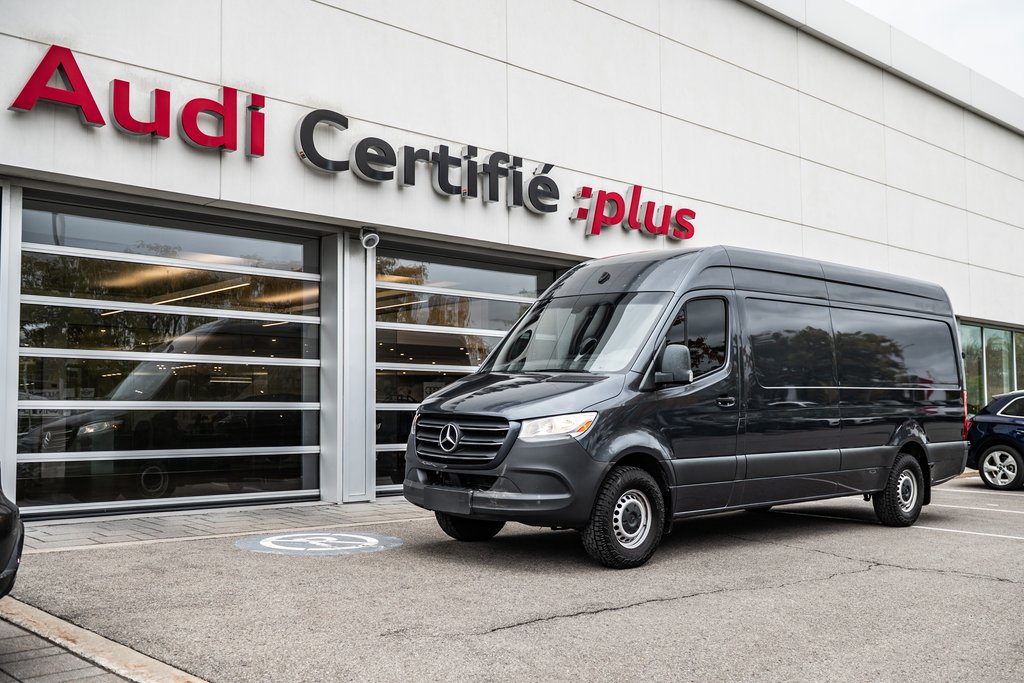 2020 Mercedes-Benz Sprinter Cargo Van 2500 DIESEL HIGH ROOF in Laval, Quebec - 2 - w1024h768px
