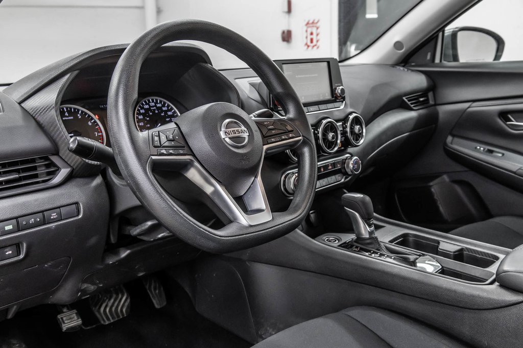 2023 Nissan Sentra S PLUS CVT in Laval, Quebec - 14 - w1024h768px