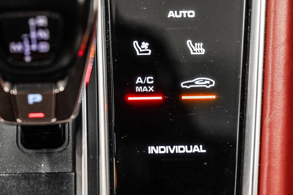 2018 Porsche Panamera TURBO S E-HYBRID CERAMIC BRAKES in Laval, Quebec - 21 - w1024h768px