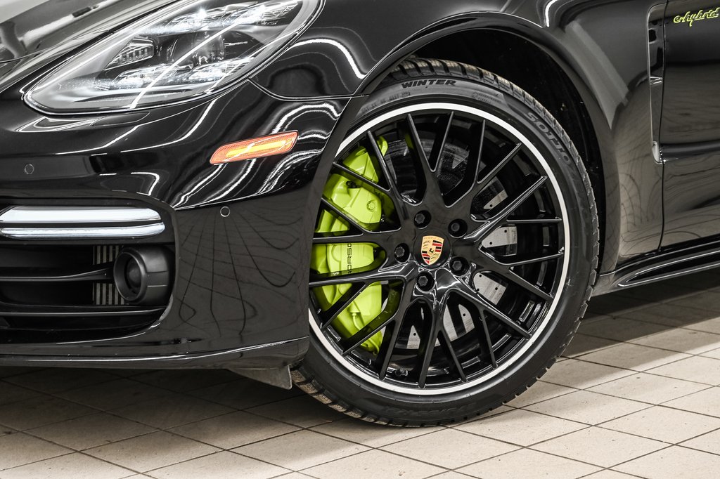 2018 Porsche Panamera TURBO S E-HYBRID CERAMIC BRAKES in Laval, Quebec - 2 - w1024h768px