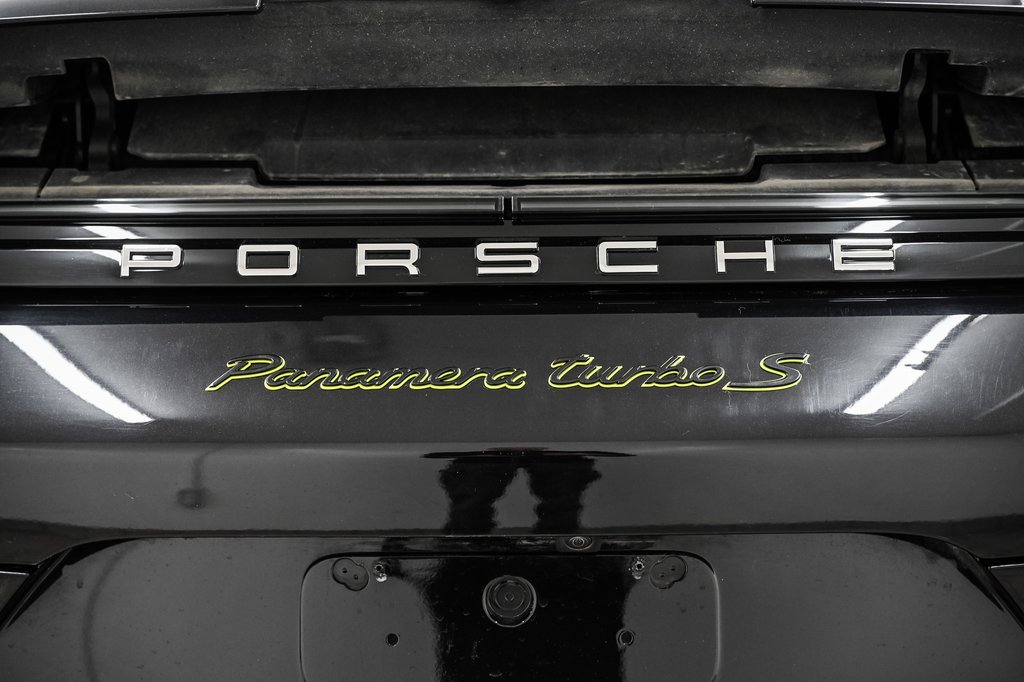 2018 Porsche Panamera TURBO S E-HYBRID CERAMIC BRAKES in Laval, Quebec - 9 - w1024h768px