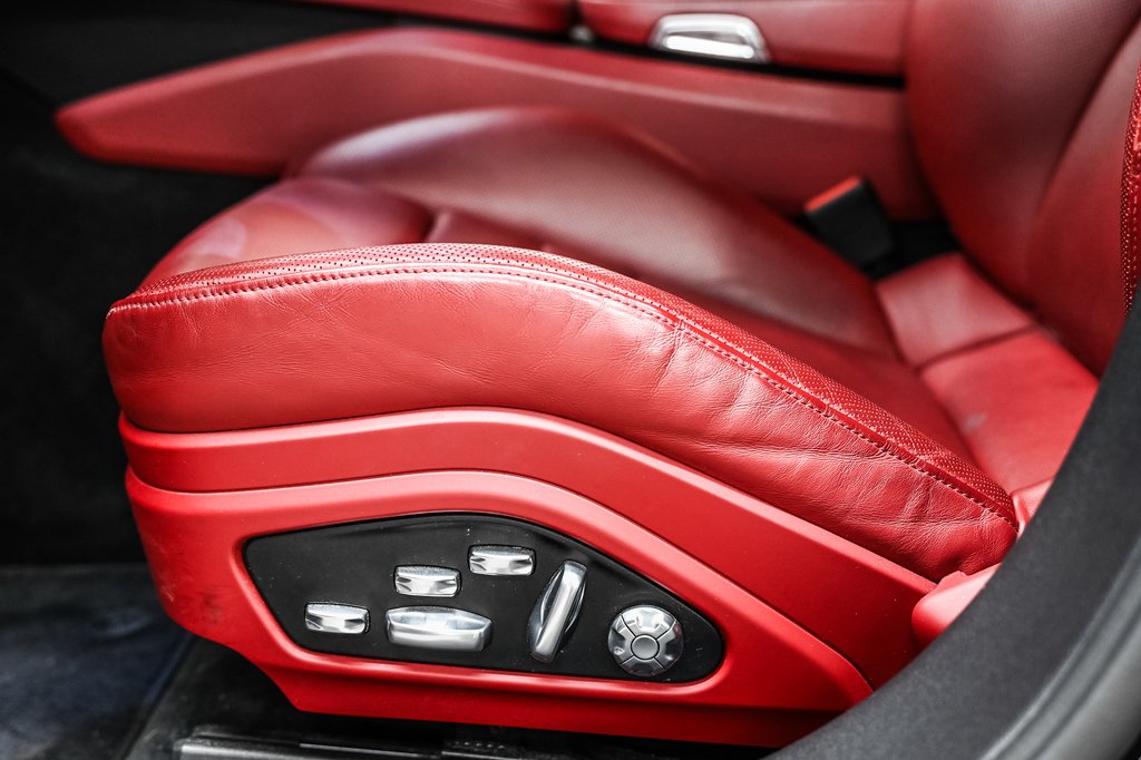 2018 Porsche Panamera TURBO S E-HYBRID CERAMIC BRAKES in Laval, Quebec - 15 - w1024h768px