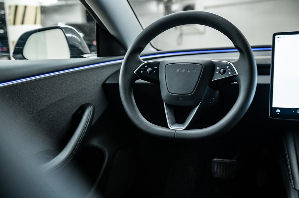 2024 Tesla Model 3 Standard Range Plus | Full Self-Driving computer 4 in Laval, Quebec - 28 - w1024h768px