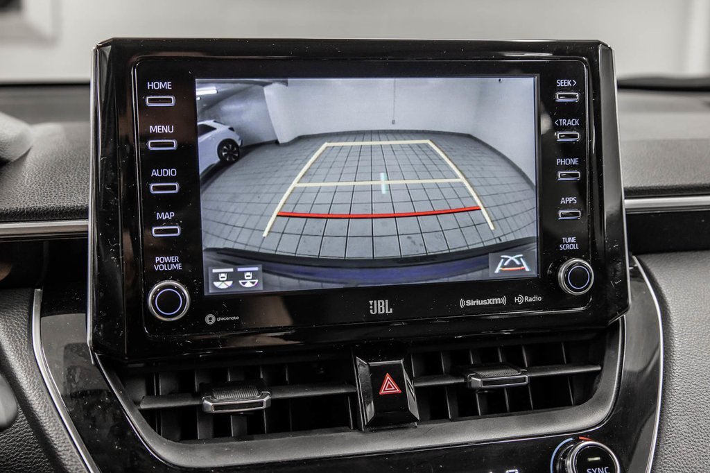 2022 Toyota COROLLA CROSS XLE TOIT CUIR in Laval, Quebec - 28 - w1024h768px