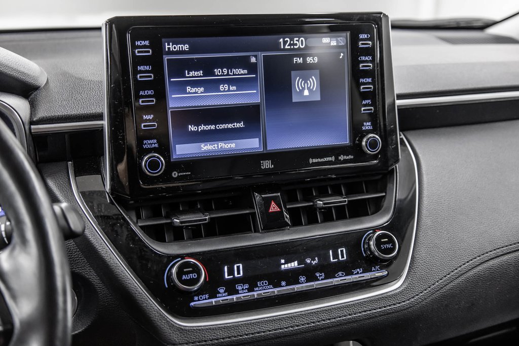 2022 Toyota COROLLA CROSS XLE TOIT CUIR in Laval, Quebec - 22 - w1024h768px