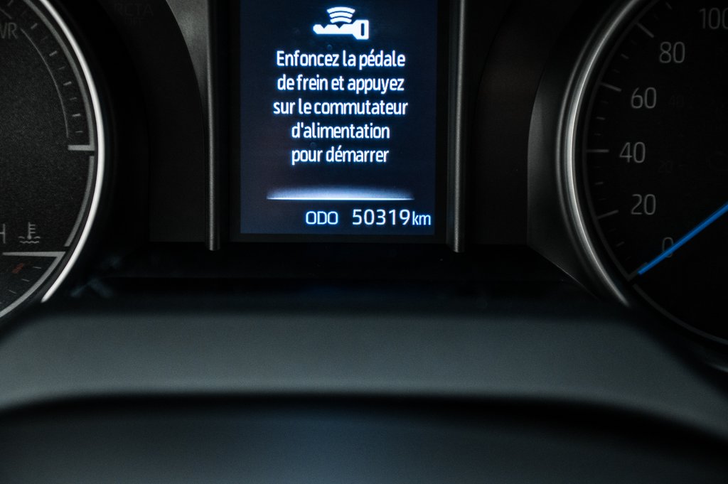Toyota Venza HYBRIDE AWD LE 2022 à Laval, Québec - 20 - w1024h768px