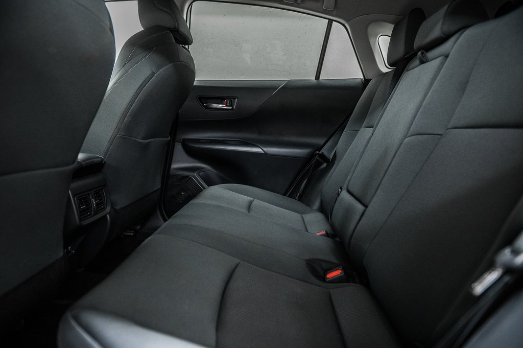 Toyota Venza HYBRIDE AWD LE 2022 à Laval, Québec - 26 - w1024h768px