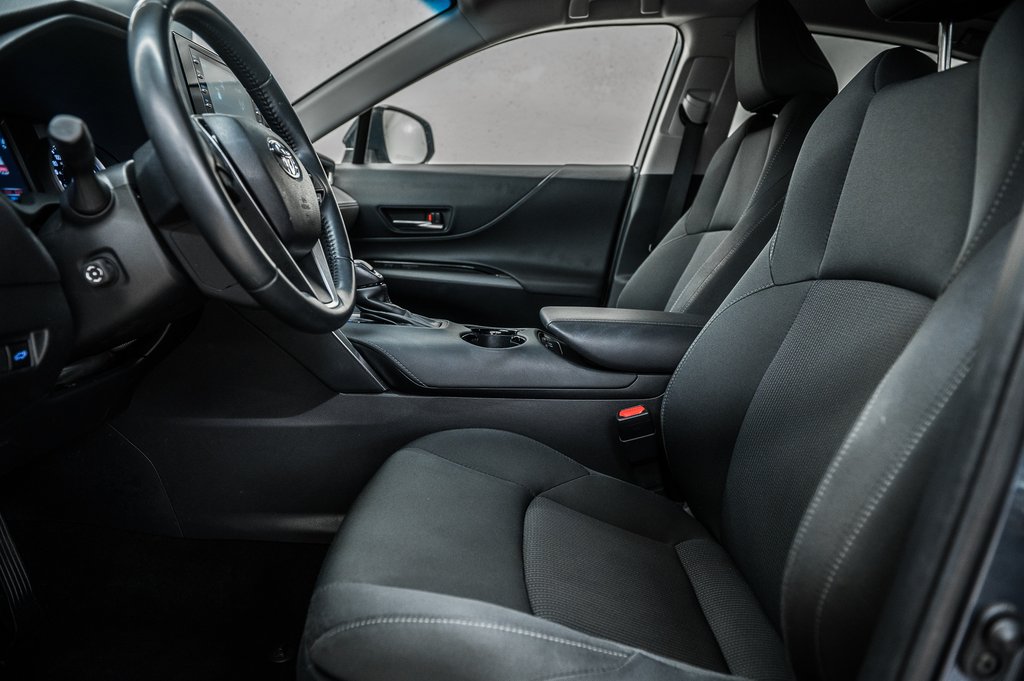 Toyota Venza HYBRIDE AWD LE 2022 à Laval, Québec - 14 - w1024h768px