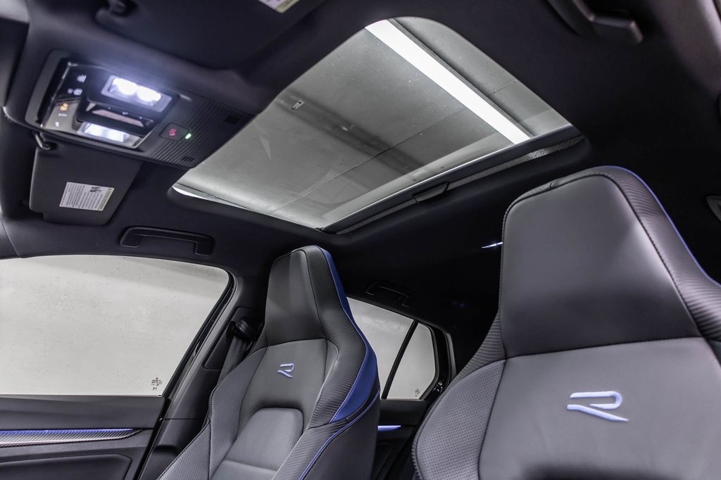 2024 Volkswagen Golf R TOIT PANORAMIQUE 19 PCS in Laval, Quebec - 27 - w1024h768px
