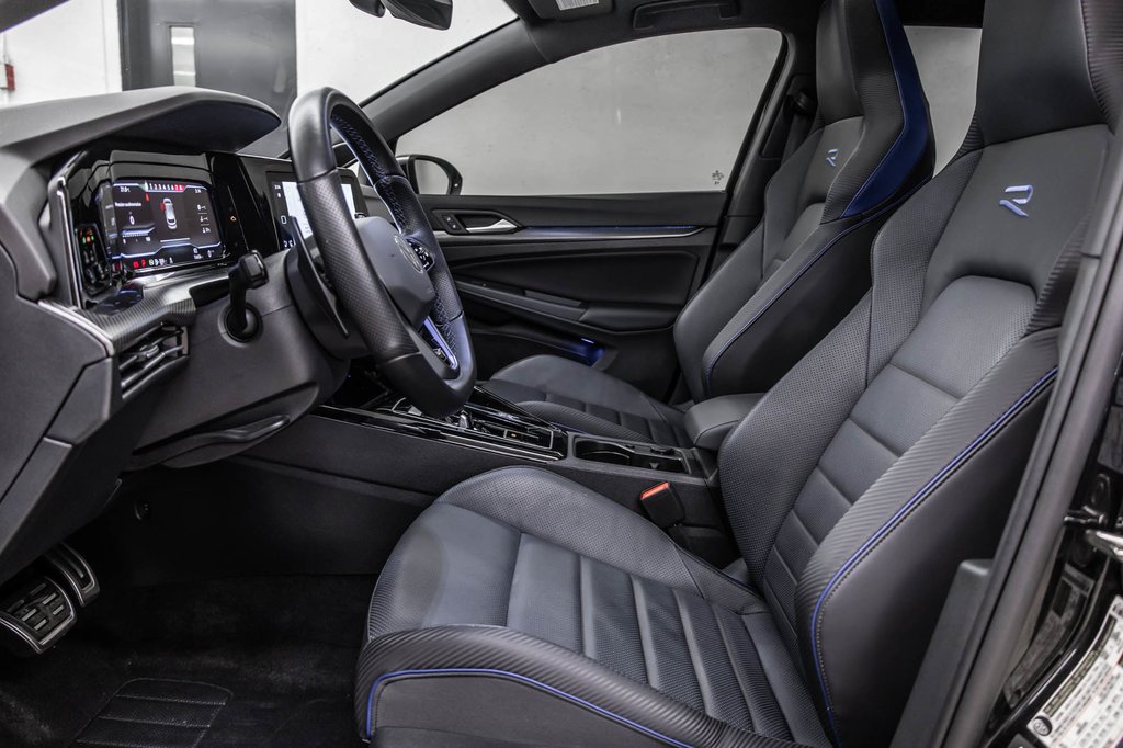 2024 Volkswagen Golf R TOIT PANORAMIQUE 19 PCS in Laval, Quebec - 14 - w1024h768px