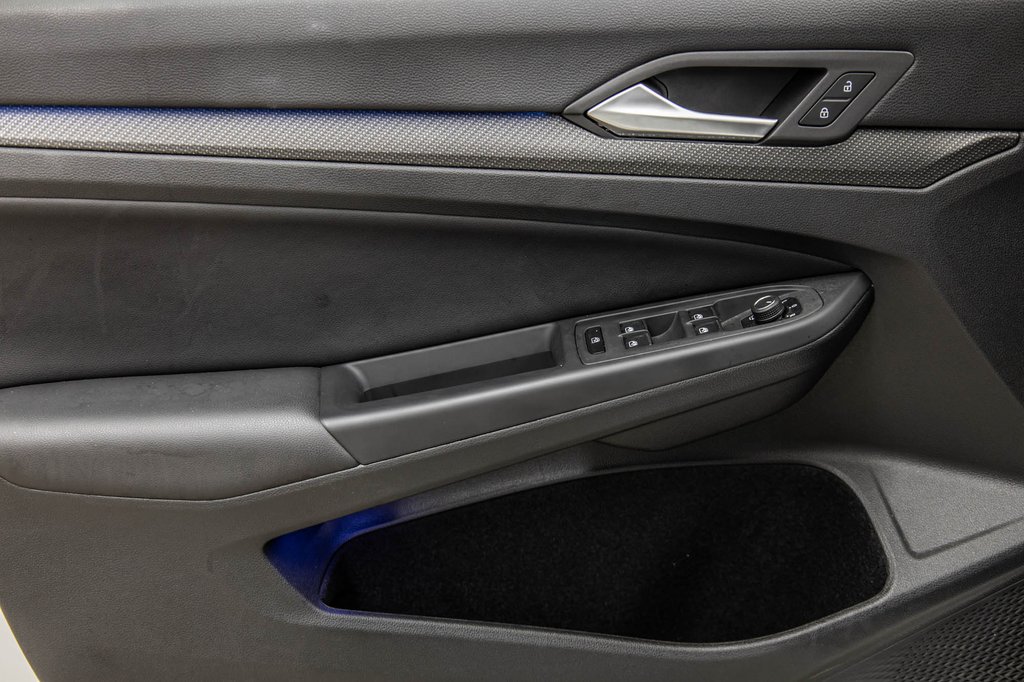 Volkswagen Golf R MANUELLE CUIR 2024 à Laval, Québec - 12 - w1024h768px
