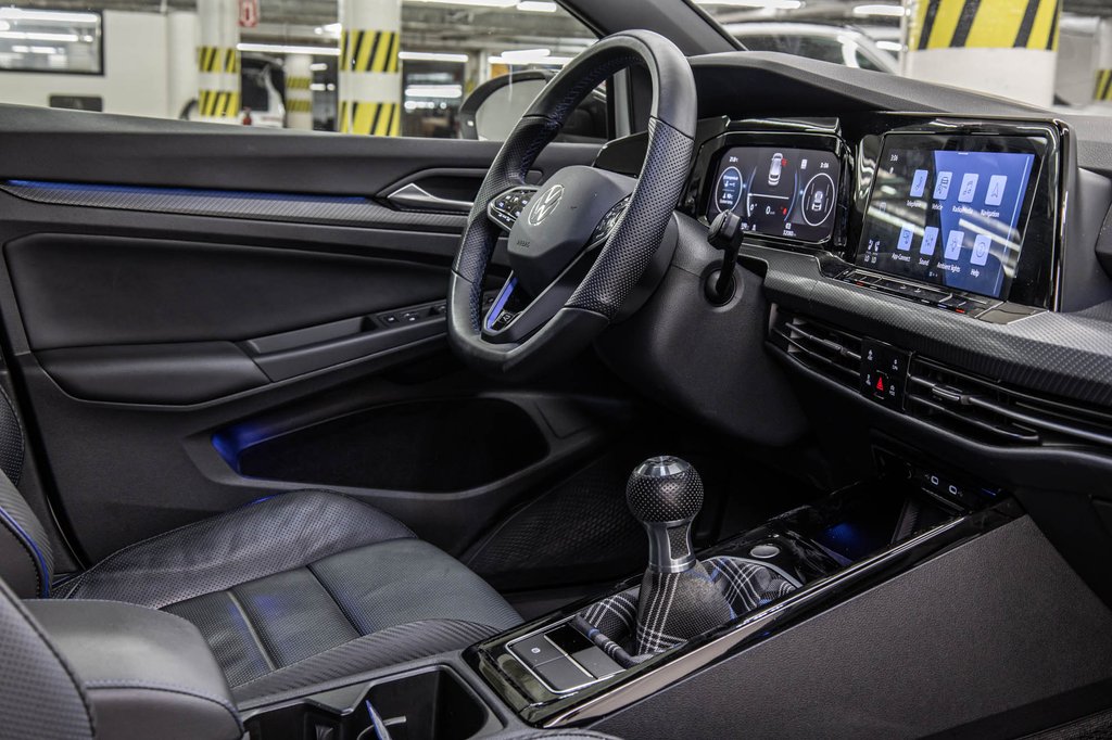 Volkswagen Golf R MANUELLE CUIR 2024 à Laval, Québec - 33 - w1024h768px