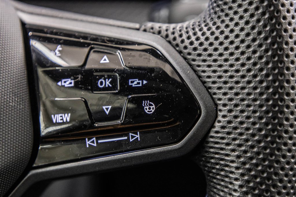 Volkswagen Golf R MANUELLE CUIR 2024 à Laval, Québec - 19 - w1024h768px