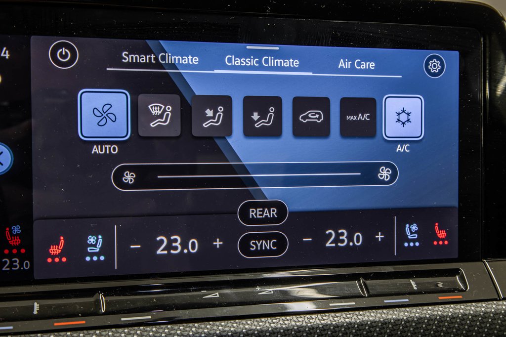 Volkswagen Golf R MANUELLE CUIR 2024 à Laval, Québec - 24 - w1024h768px