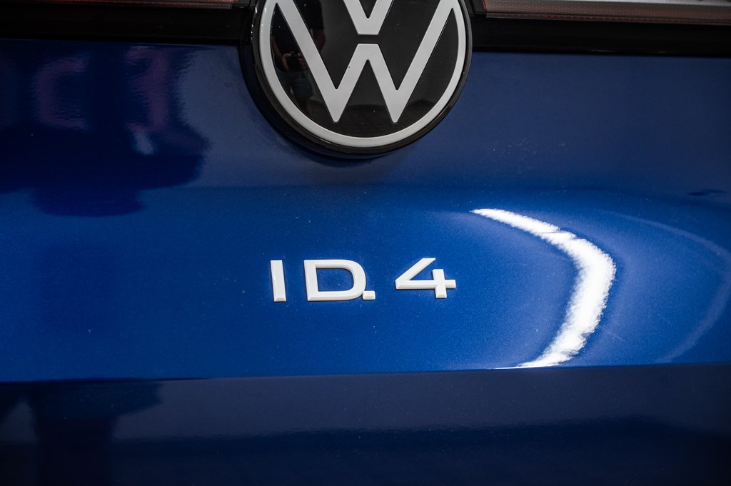 2021 Volkswagen ID.4 PRO AWD in Laval, Quebec - 10 - w1024h768px