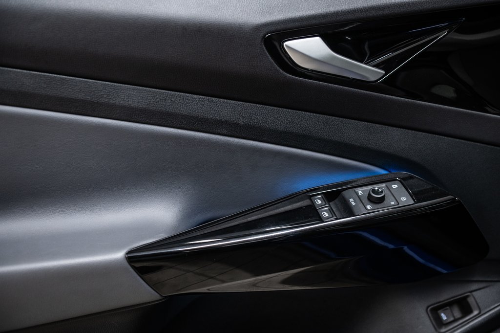 2021 Volkswagen ID.4 PRO AWD in Laval, Quebec - 13 - w1024h768px