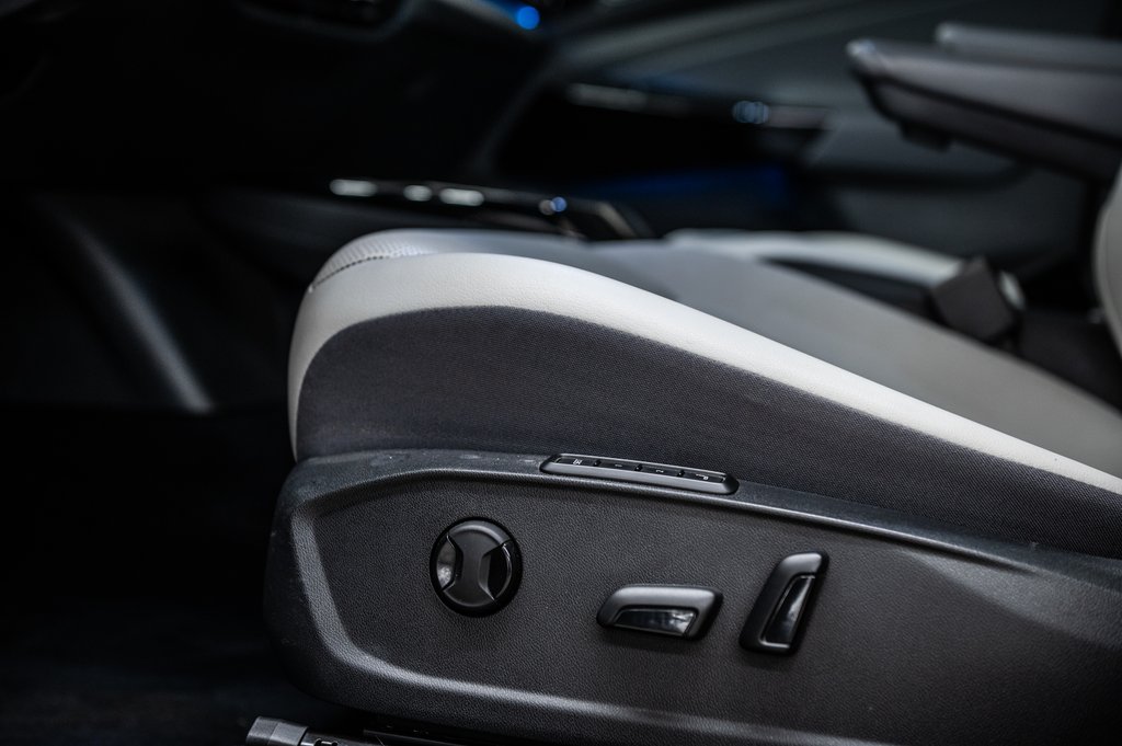 2021 Volkswagen ID.4 PRO AWD in Laval, Quebec - 15 - w1024h768px