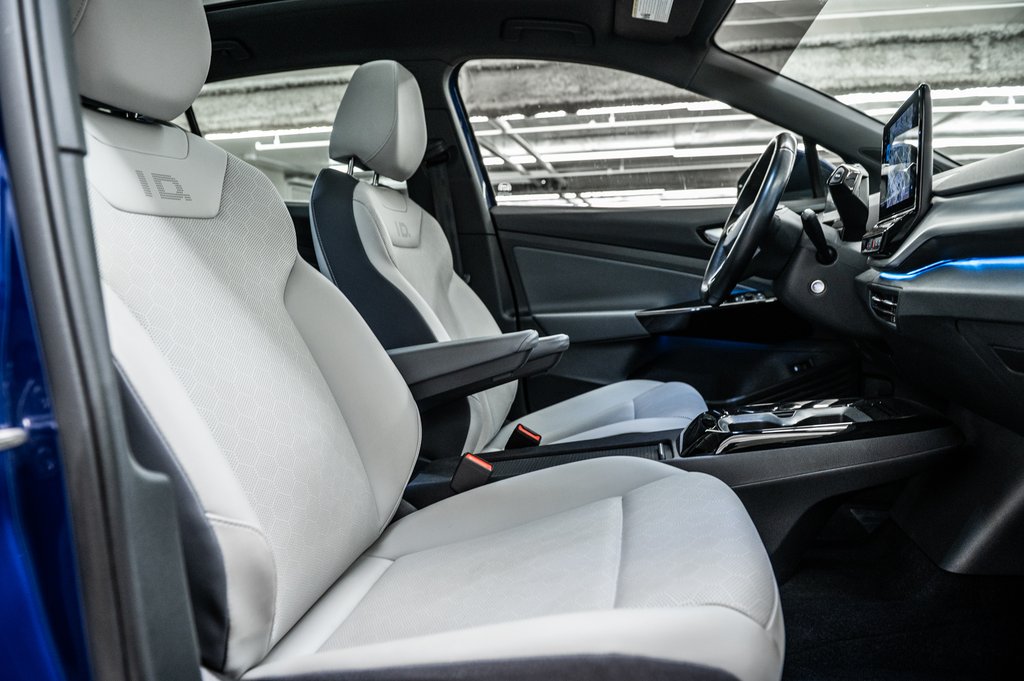 2021 Volkswagen ID.4 PRO AWD in Laval, Quebec - 32 - w1024h768px