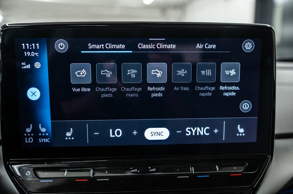2021 Volkswagen ID.4 PRO AWD in Laval, Quebec - 22 - w1024h768px