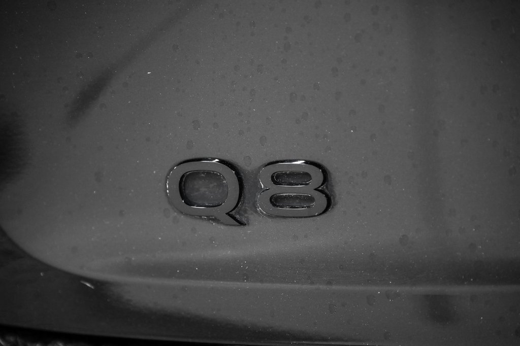 Audi Q8 e-tron PREMIUM PACK + B&O PREMIUM SOUND SYSTEM | BAS KM!! 2024 à Laval, Québec - 7 - w1024h768px